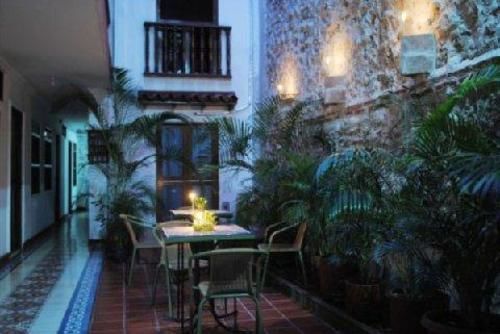 Colonial By Akel Hotel