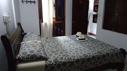 Colonial By Akel 2*